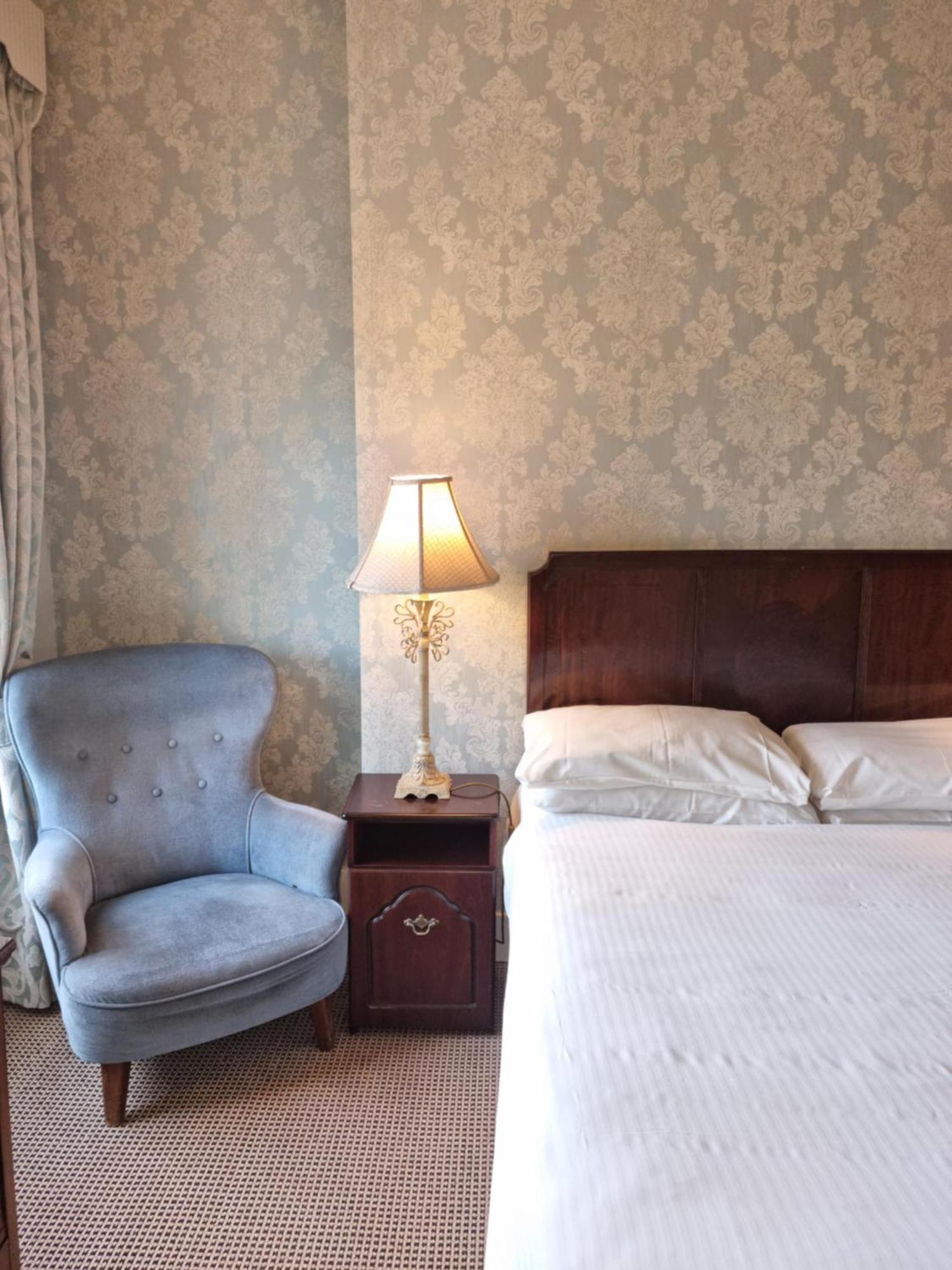 Bed and Breakfast Charlemont House Moy Exteriér fotografie
